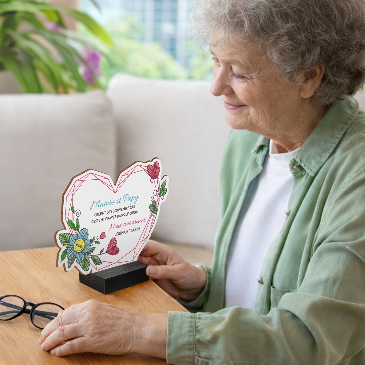 Murrano Personalized Wood Statue for Grandparents' Anniversary