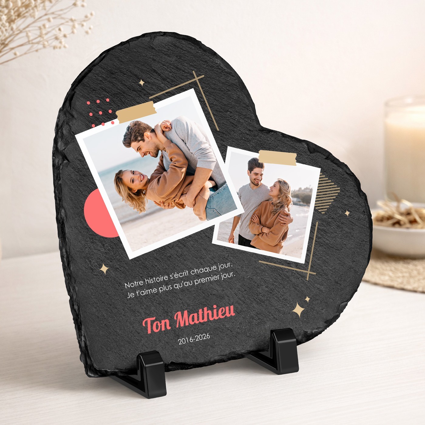 Piedra de pizarra en forma de corazón personalizada para una pareja que celebra su 10º aniversario de bodas
