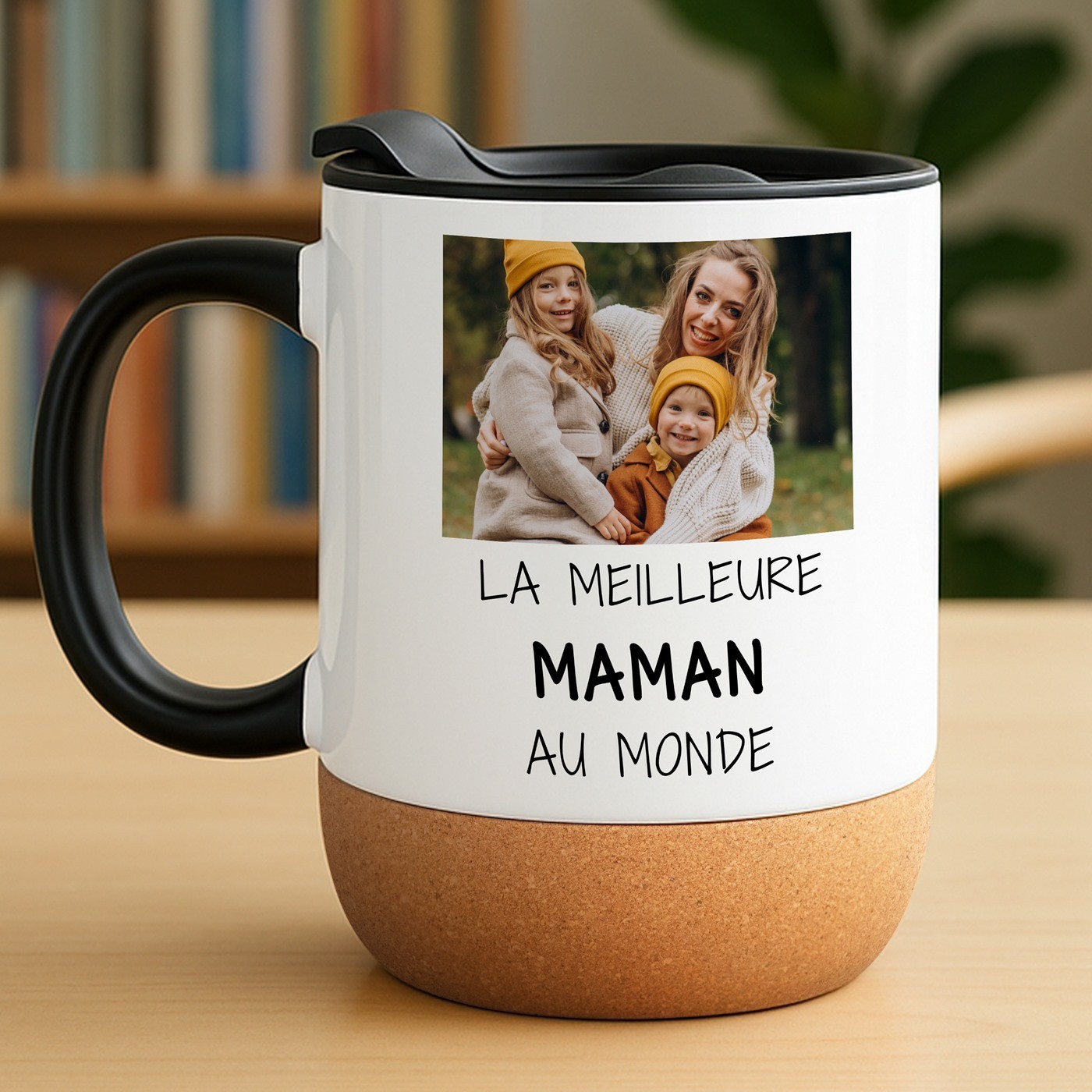 Mug de cerámica Murrano con base de corcho y tapa personalizada para el cumpleaños de mamá