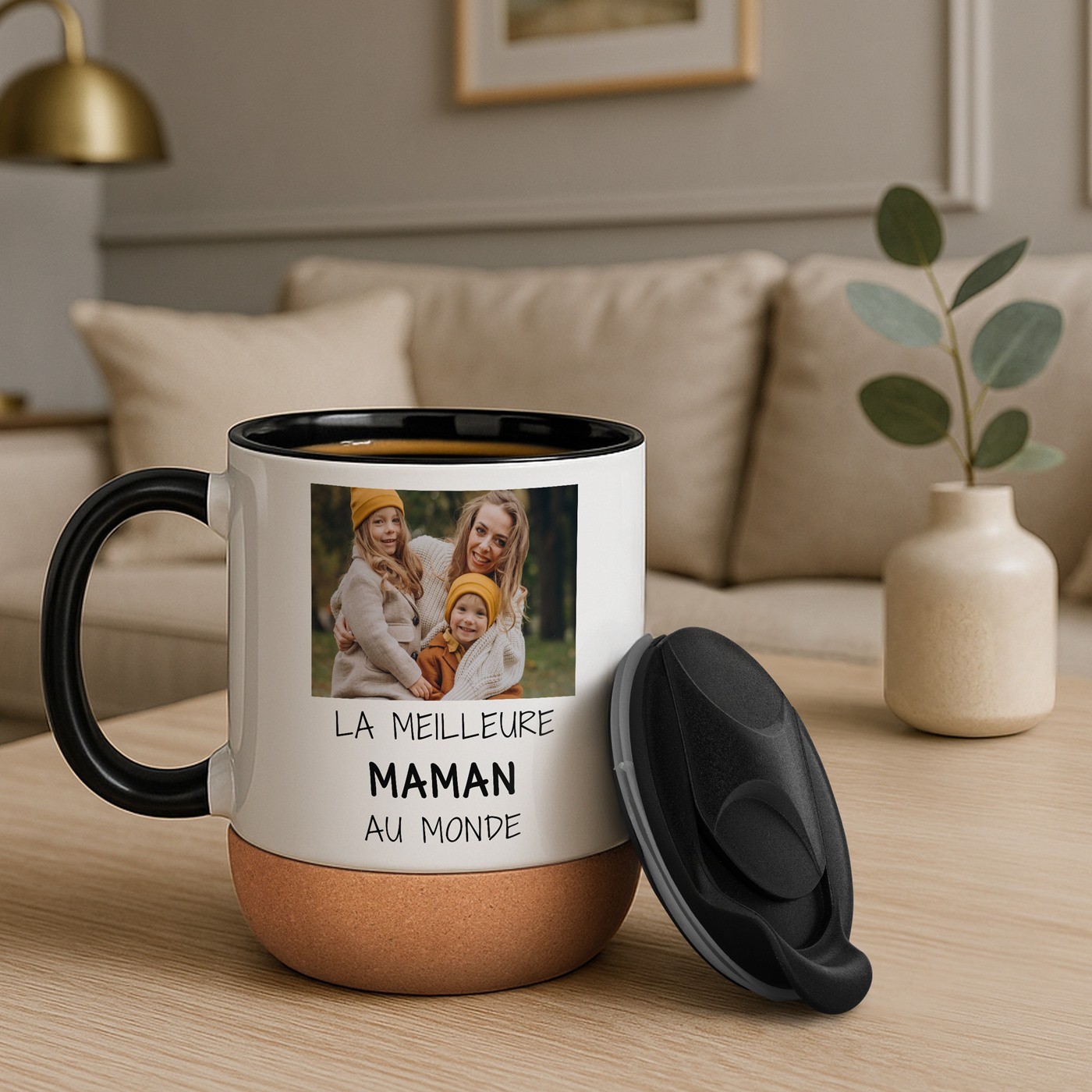 Mug de cerámica Murrano con base de corcho y tapa personalizada para el cumpleaños de mamá