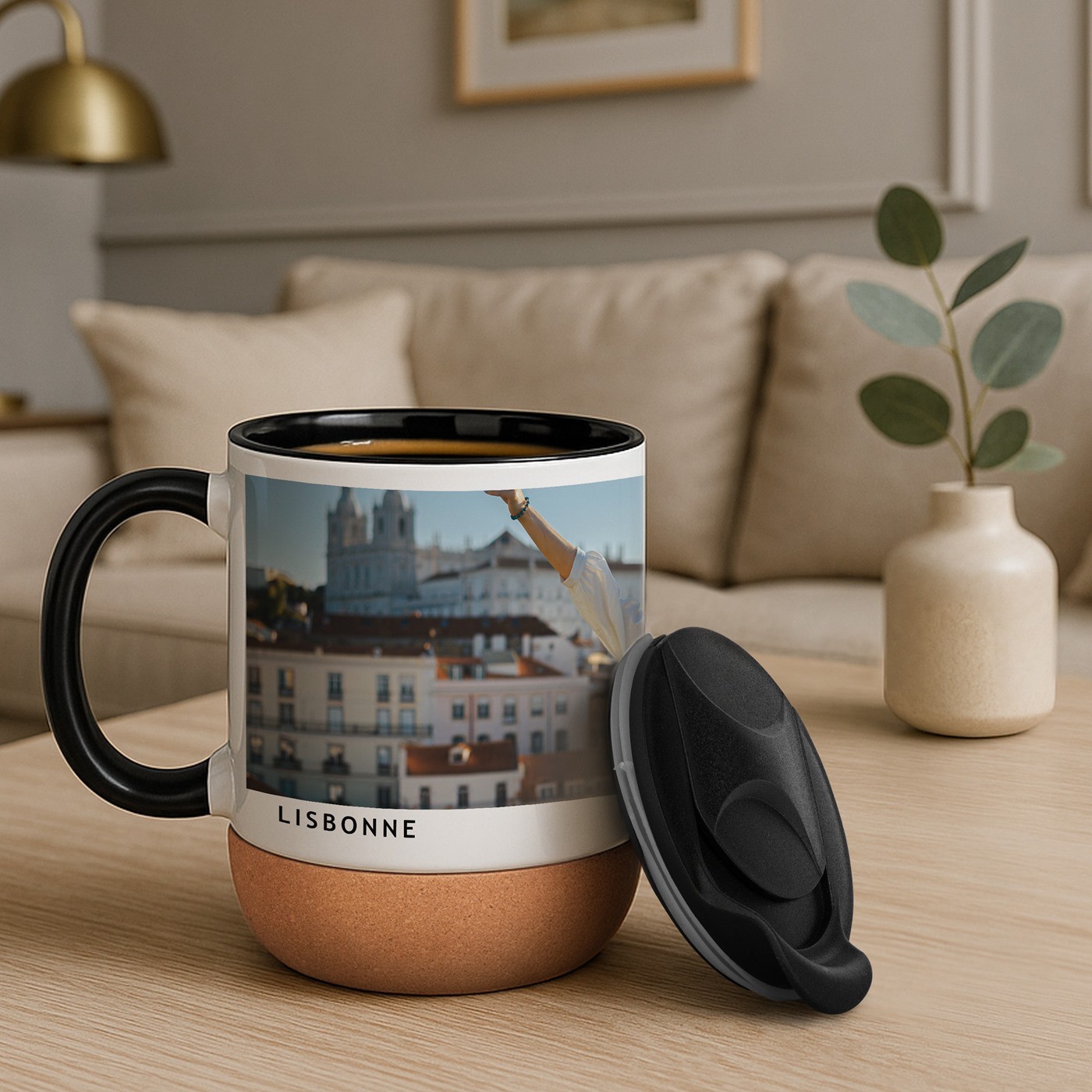 Mug de cerámica Murrano con base de corcho y tapa personalizada, el regalo perfecto para viajeros