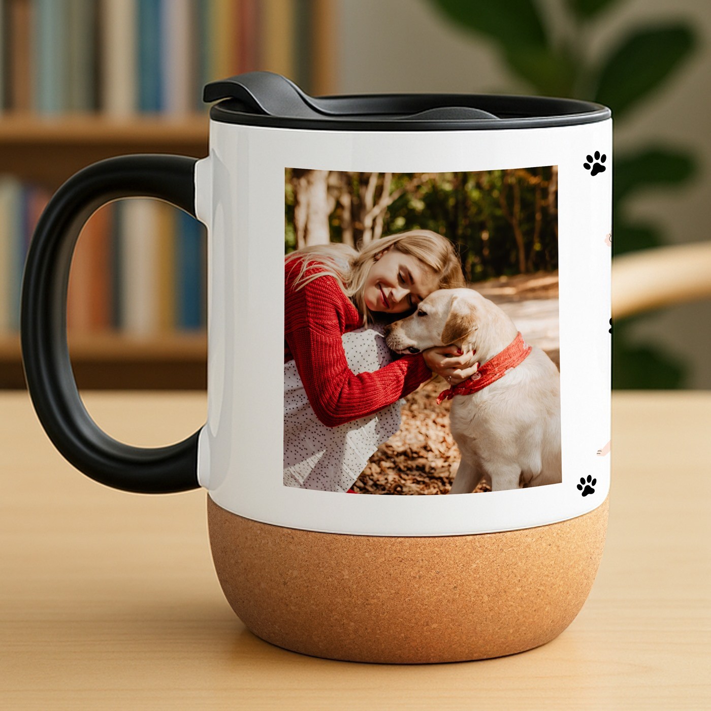 Taza de cerámica Murrano con base de corcho y tapa para una amante de los perros