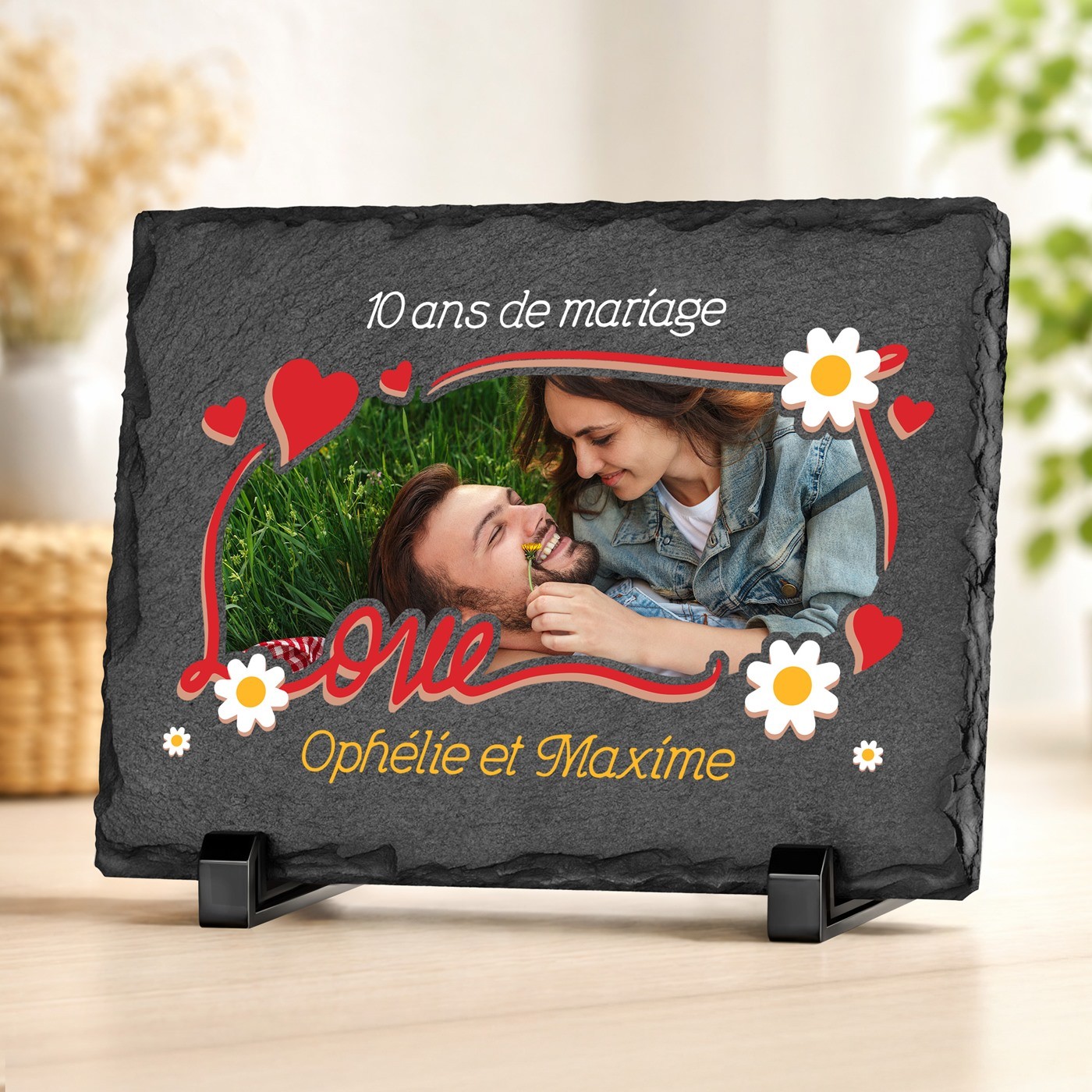 Pizarra de piedra negra con impresión personalizada para una pareja que celebra su 10º aniversario de bodas