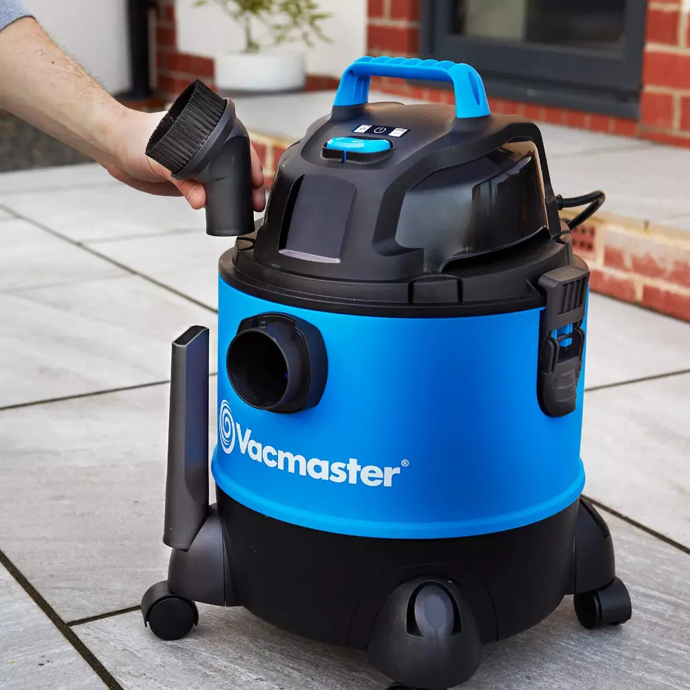Aspiradora de agua y polvo Vacmaster 20