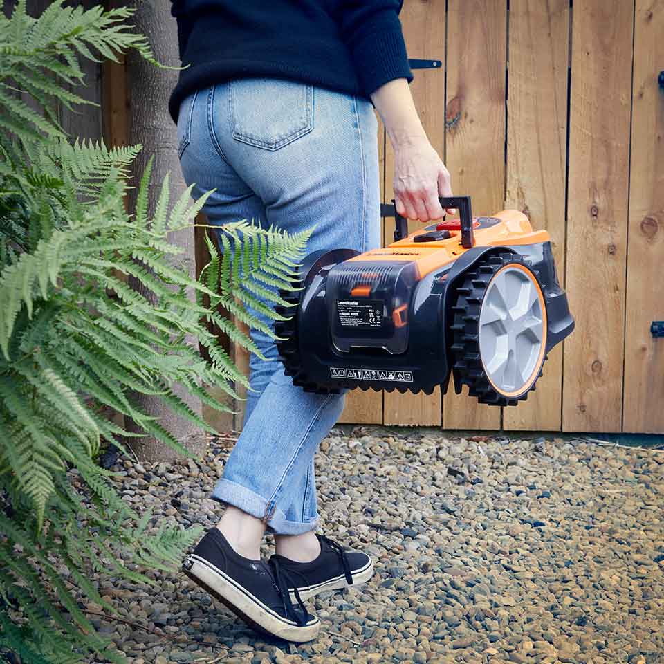 Robot de césped LawnMaster DM16-80 sin cable con periférico | Robot cortacésped MX 24V con batería