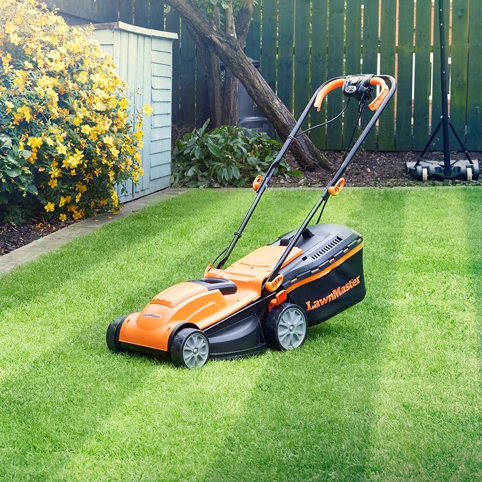 Cortacésped eléctrico LawnMaster 1400W 34cm
