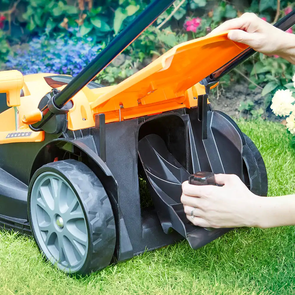 Lawnmaster 37cm Replacement Blade