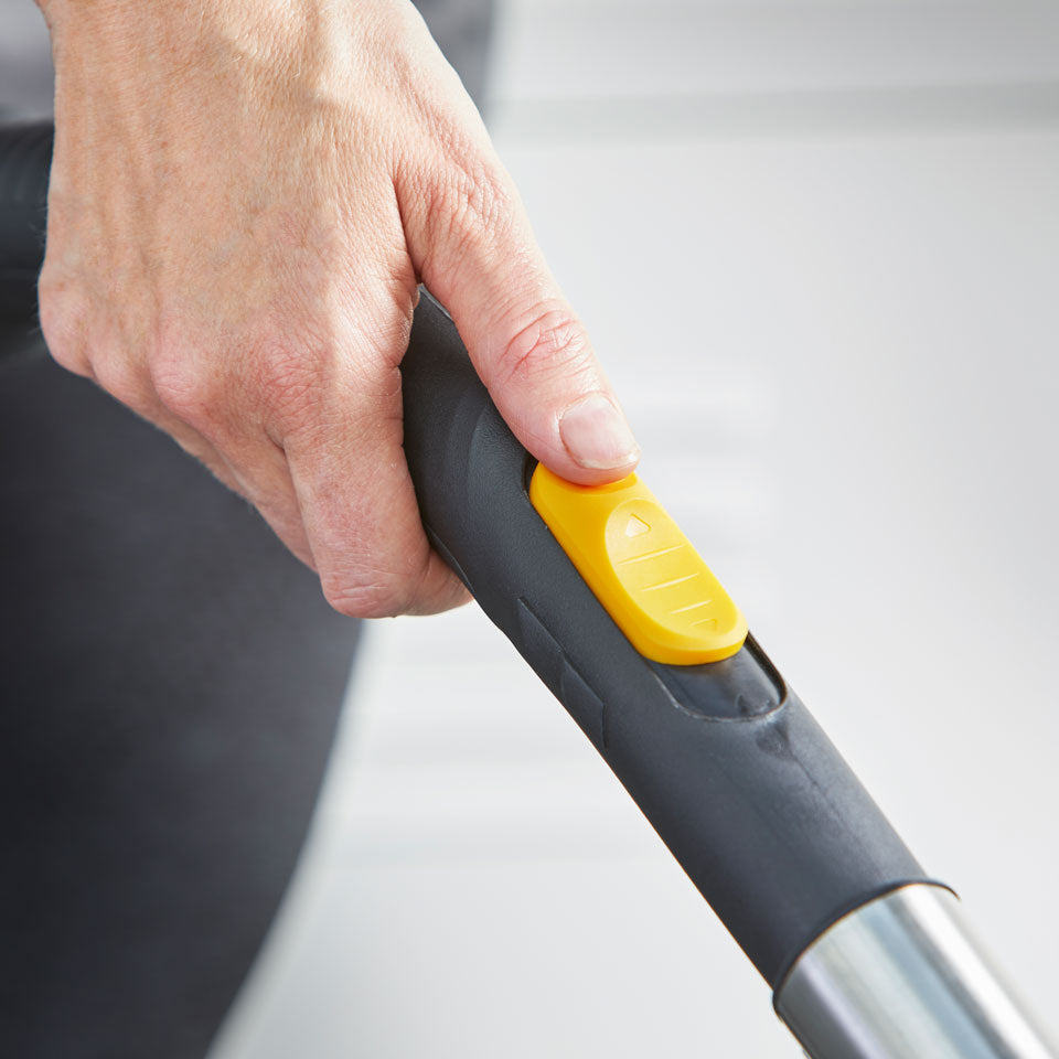 Aspiradora vertical Vacmaster D8