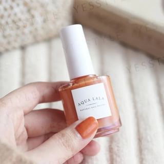 Laca de uñas naranja oscuro Aqua Lala