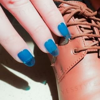 Laca de uñas gel Cosplus - Colección Brillante, 8 ml Azul