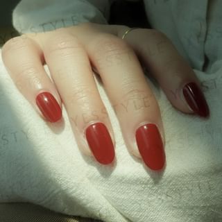 Laca de uñas gel Cosplus Colección Morandi - Rojo Cinabrio (8ml)