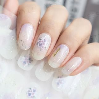 Autocollants d'art de ongles Lunacaca Pluie d'hydrangée, 24 pièces