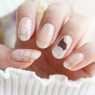 Autocollant pour ongles Lunacaca - Kitten dans un nid douillet