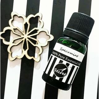 iSecret Spearmint Essential Oil 10ml