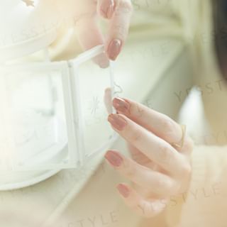 Alloya 3-in-1 Peelable Gel Nail Polish, Nude (V005)