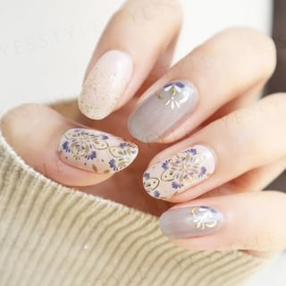 Autocollants pour ongles Lunacaca Foreign Pace (24 pièces)