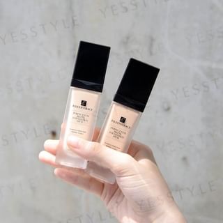 Fundación Mate Perfecta Eileen Grace de Larga Duración SPF 30, Beige Claro