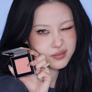 TWO SLASH FOUR - Rubor Facial Todo en Uno - 9 Colores #Peach Crush