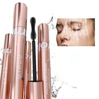 O.TWO.O Black Waterproof Mascara - 7g