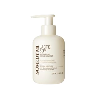 Limpiador facial en espuma suave de exfoliación SOME BY MI con lacto-soya