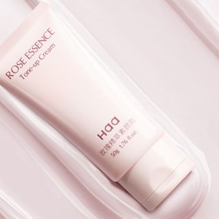 Crema iluminadora Haa con extracto de rosa 50g