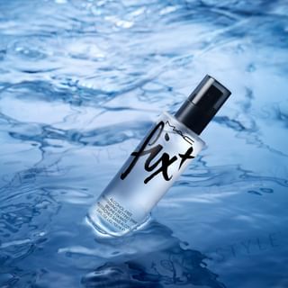 Leche fijadora sin alcohol MAC Fix+ de 100 ml