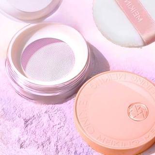 MEIKING Rose Moisturizing Loose Powder - 7g