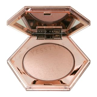Iluminador FENTY BEAUTY Diamond Bomb velo de diamantes