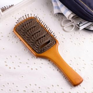 KAI Airy Paddle Brush
