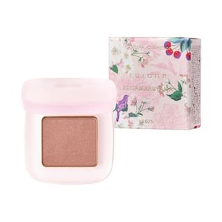 Sombra de ojos en edición limitada con pétalos de cerezo to/one KEITAMARUYAMA