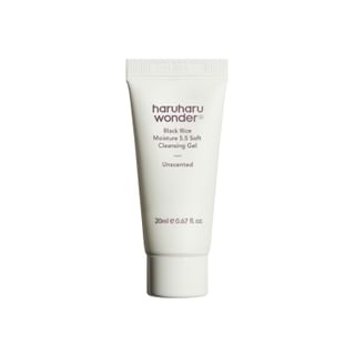Gel nettoyant apaisant au riz noir fermenté pH 5.5 de Haruharu Wonder - Format mini