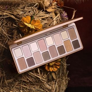 Paleta de sombras para ojos Cheeryep Nude Heart de 16 colores