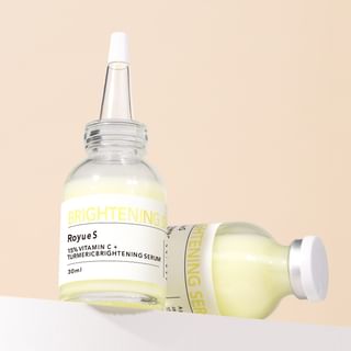 Suero de aclarado RoyueS con vitamina C al 15% y cúrcuma, 30 ml