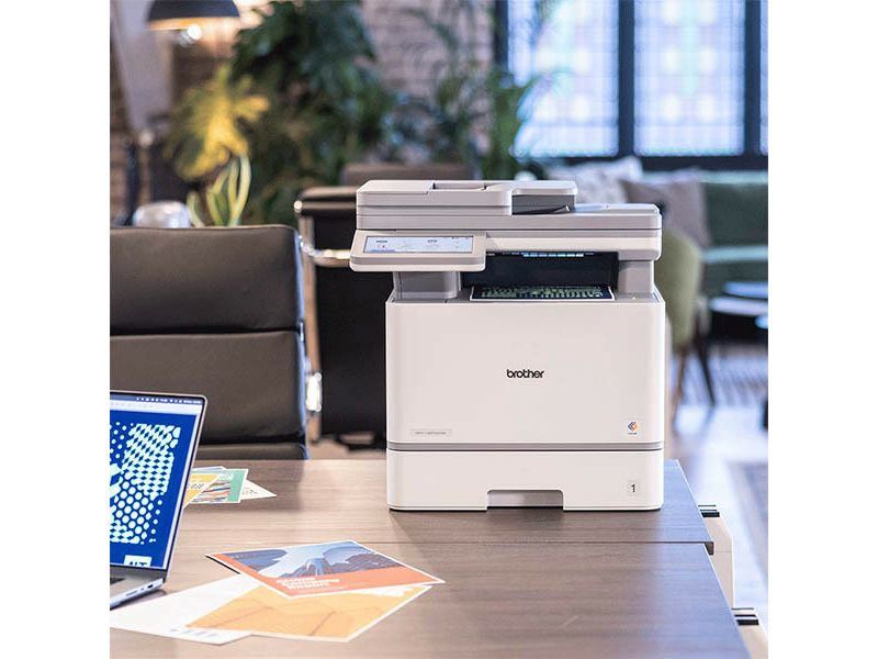 Imprimante laser Brother MFC-L8970CDW - Noir, Blanc, Bleu (A4, 35 pages par minute, 1200 x 1200 dpi)